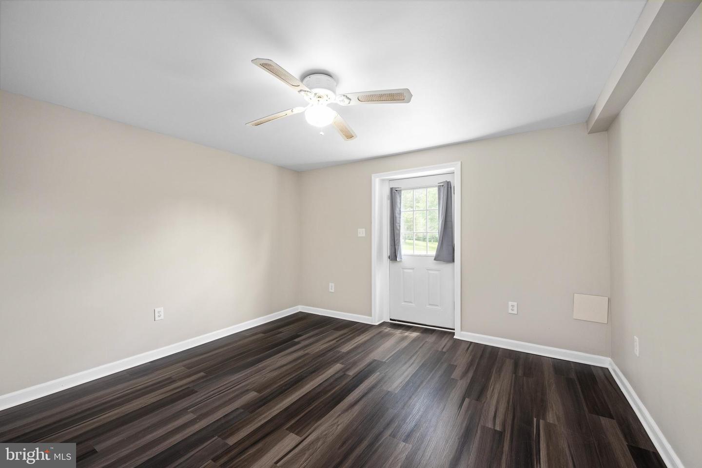 13507 FOX CHASE LN, SPOTSYLVANIA, Virginia 22553, 4 Bedrooms Bedrooms, ,3 BathroomsBathrooms,Residential,For sale,13507 FOX CHASE LN,VASP2033622 MLS # VASP2033622