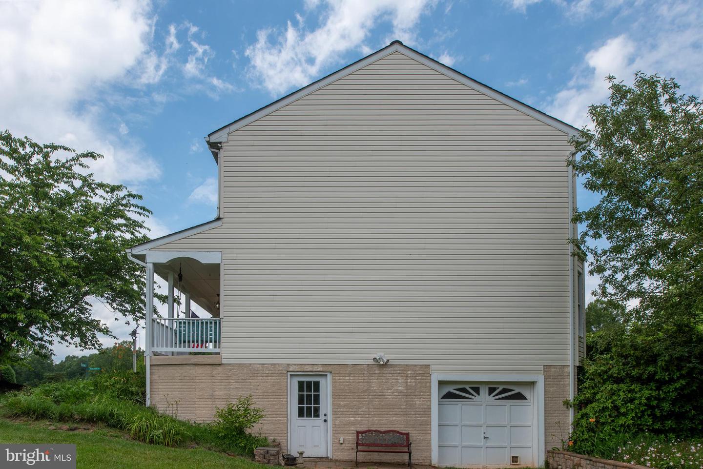 13507 FOX CHASE LN, SPOTSYLVANIA, Virginia 22553, 4 Bedrooms Bedrooms, ,3 BathroomsBathrooms,Residential,For sale,13507 FOX CHASE LN,VASP2033622 MLS # VASP2033622