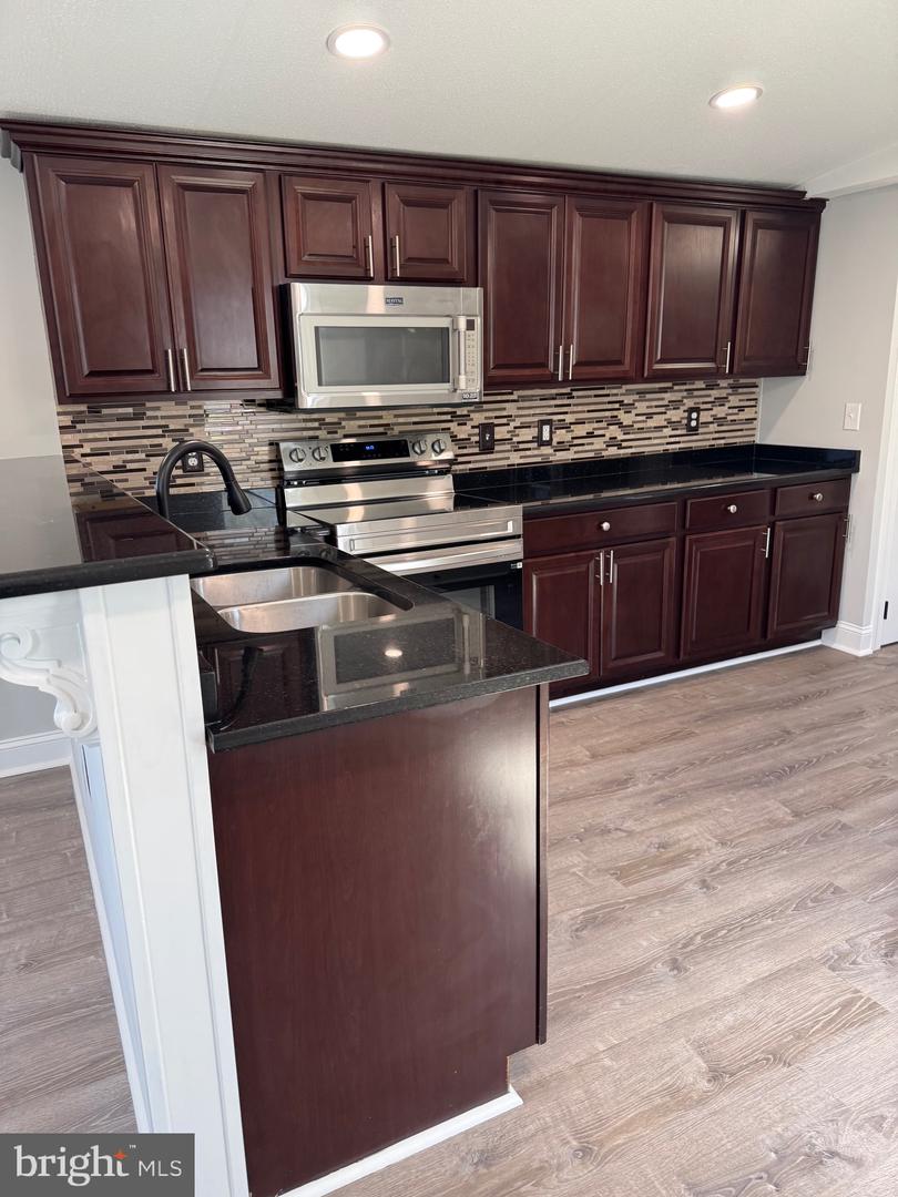 12 SUSAN ST, STAFFORD, Virginia 22556, 3 Bedrooms Bedrooms, ,2 BathroomsBathrooms,Residential,For sale,12 SUSAN ST,VAST2039422 MLS # VAST2039422