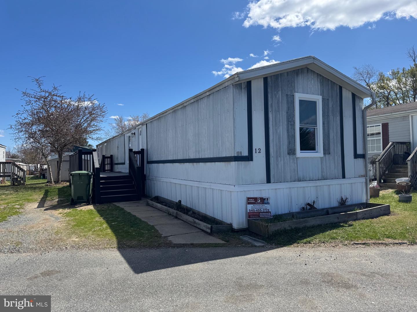 12 SUSAN ST, STAFFORD, Virginia 22556, 3 Bedrooms Bedrooms, ,2 BathroomsBathrooms,Residential,For sale,12 SUSAN ST,VAST2039422 MLS # VAST2039422