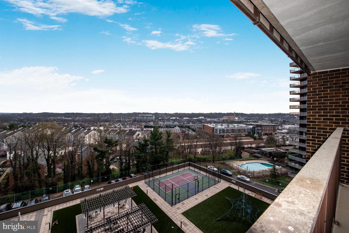 250 S REYNOLDS ST #612, ALEXANDRIA, Virginia 22304, 2 Bedrooms Bedrooms, ,2 BathroomsBathrooms,Residential,For sale,250 S REYNOLDS ST #612,VAAX2043300 MLS # VAAX2043300