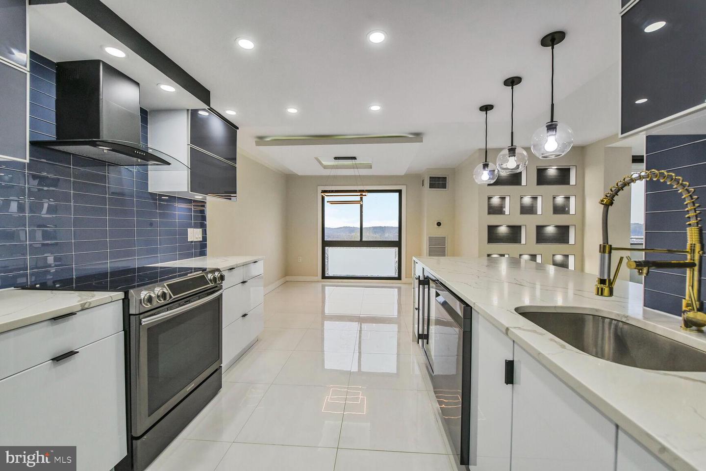 250 S REYNOLDS ST #612, ALEXANDRIA, Virginia 22304, 2 Bedrooms Bedrooms, ,2 BathroomsBathrooms,Residential,For sale,250 S REYNOLDS ST #612,VAAX2043300 MLS # VAAX2043300