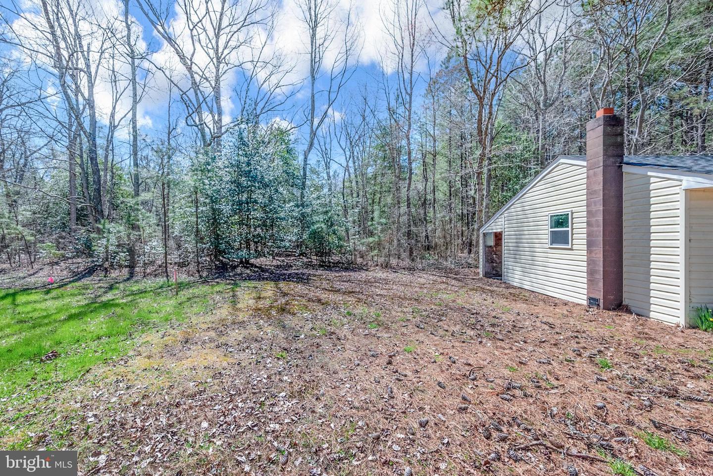 9818 GEORGE WASHINGTON MEMORIAL HWY, GLOUCESTER, Virginia 23061, 3 Bedrooms Bedrooms, 6 Rooms Rooms,2 BathroomsBathrooms,Residential,For sale,9818 GEORGE WASHINGTON MEMORIAL HWY,VAGV2000108 MLS # VAGV2000108