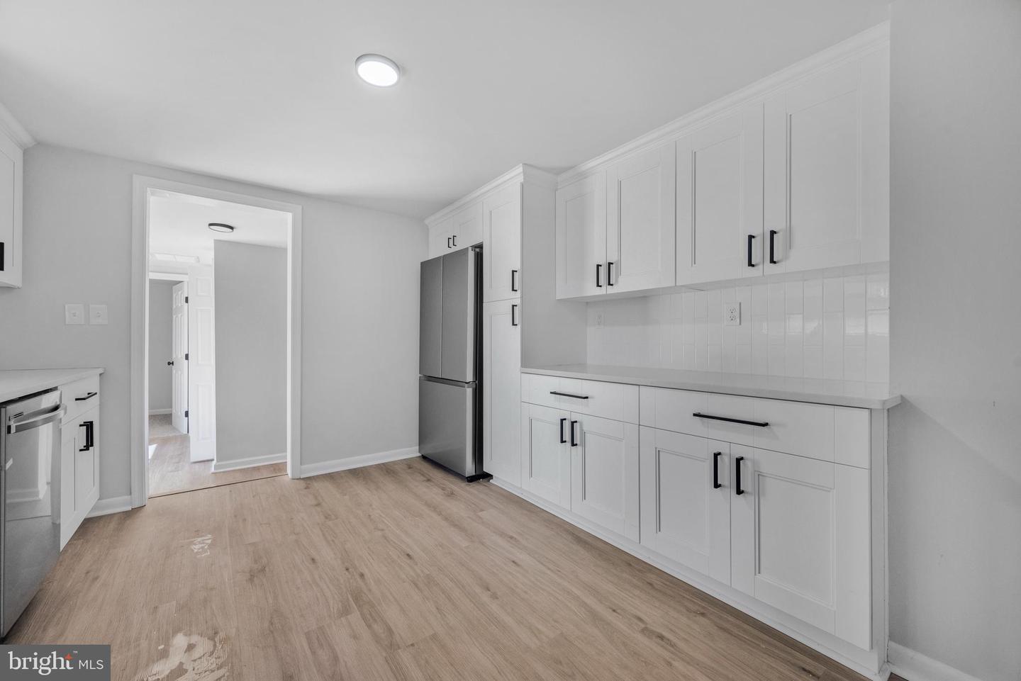 9818 GEORGE WASHINGTON MEMORIAL HWY, GLOUCESTER, Virginia 23061, 3 Bedrooms Bedrooms, 6 Rooms Rooms,2 BathroomsBathrooms,Residential,For sale,9818 GEORGE WASHINGTON MEMORIAL HWY,VAGV2000108 MLS # VAGV2000108