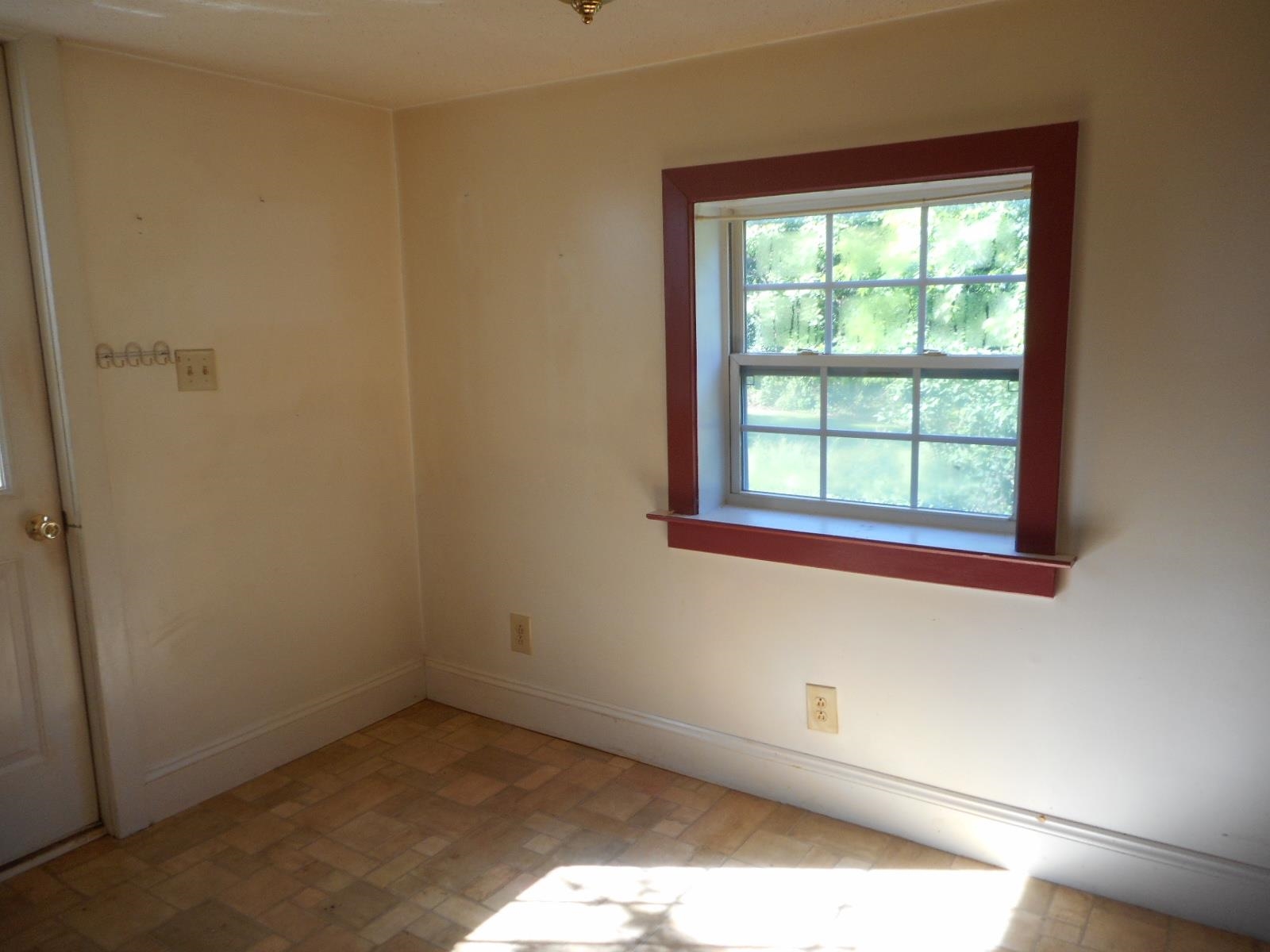 1079 W MAIN ST, STANLEY, Virginia 22851, 3 Bedrooms Bedrooms, ,2 BathroomsBathrooms,Residential,1079 W MAIN ST,665272 MLS # 665272