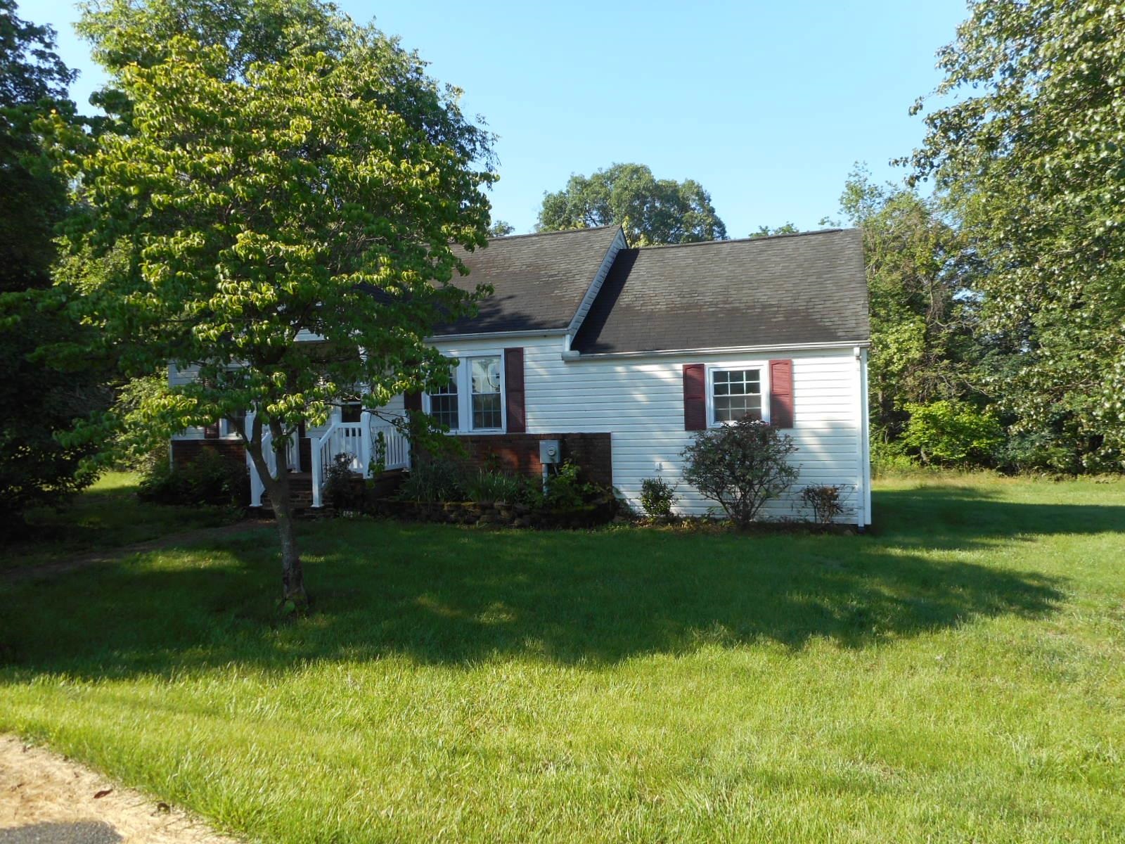 1079 W MAIN ST, STANLEY, Virginia 22851, 3 Bedrooms Bedrooms, ,2 BathroomsBathrooms,Residential,1079 W MAIN ST,665272 MLS # 665272