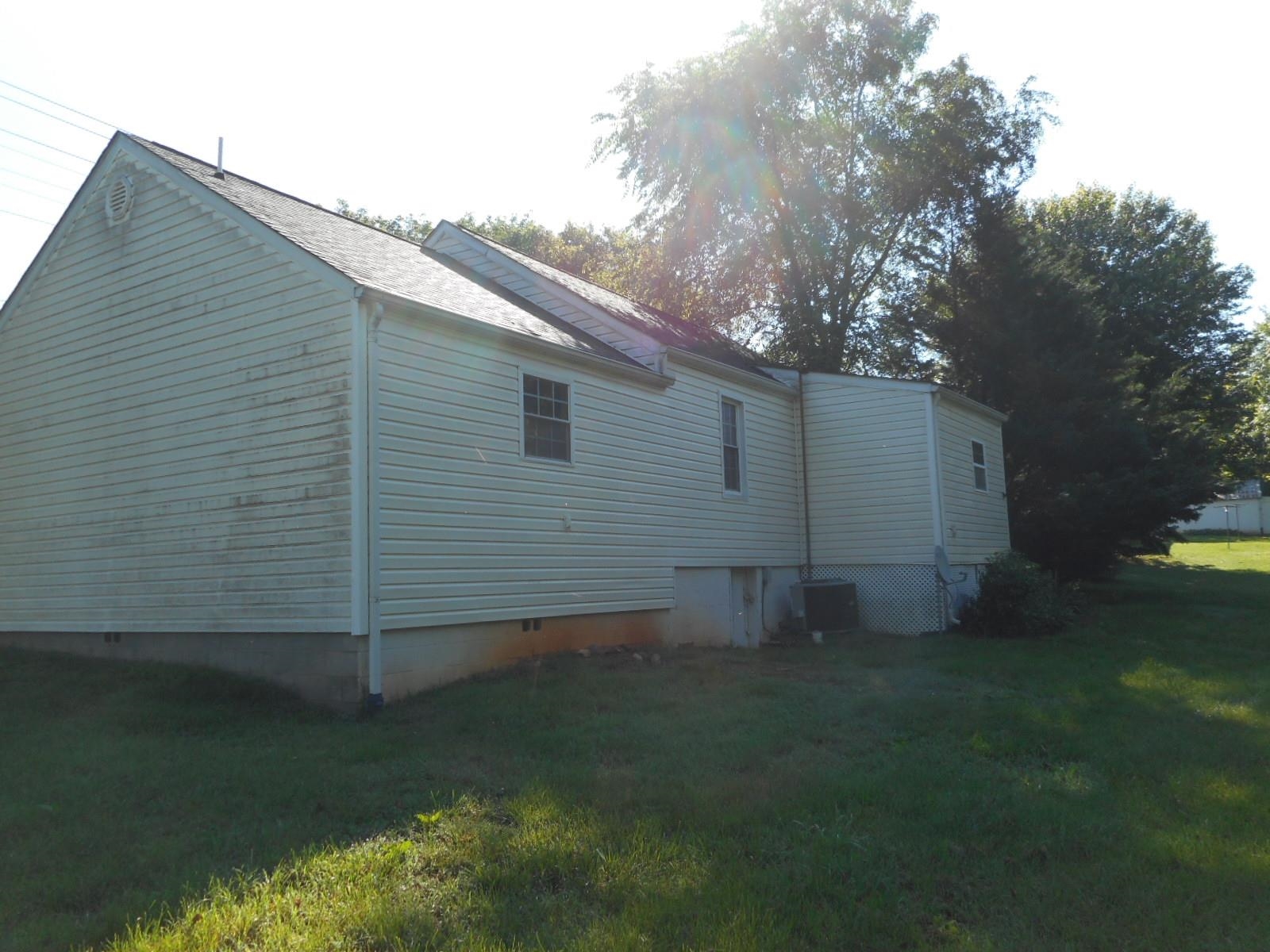 1079 W MAIN ST, STANLEY, Virginia 22851, 3 Bedrooms Bedrooms, ,2 BathroomsBathrooms,Residential,1079 W MAIN ST,665272 MLS # 665272