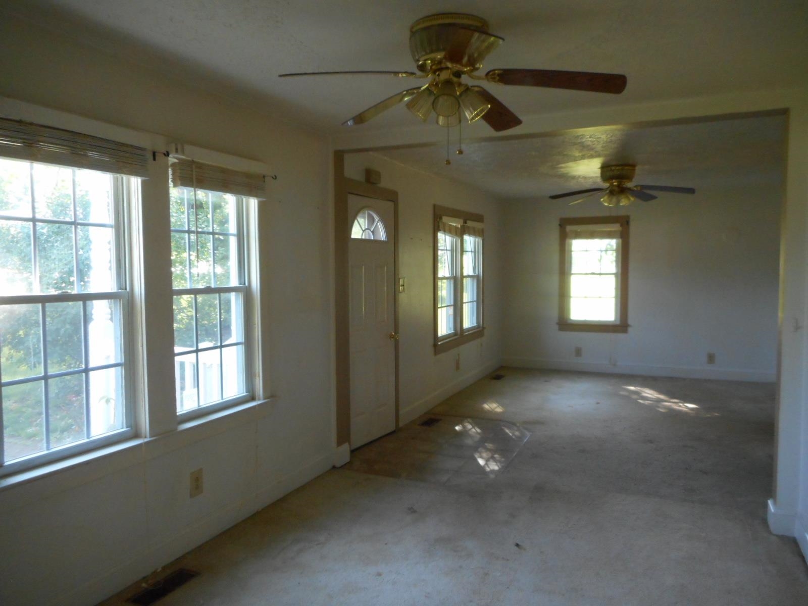 1079 W MAIN ST, STANLEY, Virginia 22851, 3 Bedrooms Bedrooms, ,2 BathroomsBathrooms,Residential,1079 W MAIN ST,665272 MLS # 665272