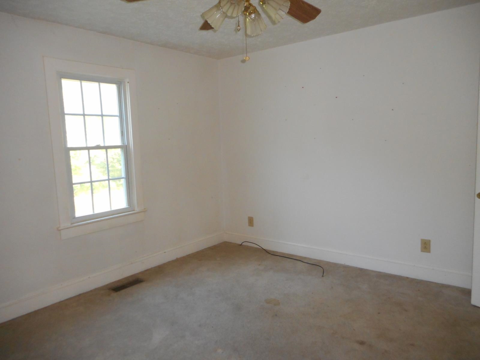 1079 W MAIN ST, STANLEY, Virginia 22851, 3 Bedrooms Bedrooms, ,2 BathroomsBathrooms,Residential,1079 W MAIN ST,665272 MLS # 665272