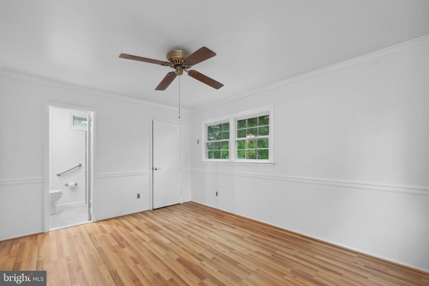 7007 GILLINGS RD, SPRINGFIELD, Virginia 22152, 5 Bedrooms Bedrooms, ,2 BathroomsBathrooms,Residential,For sale,7007 GILLINGS RD,VAFX2236326 MLS # VAFX2236326