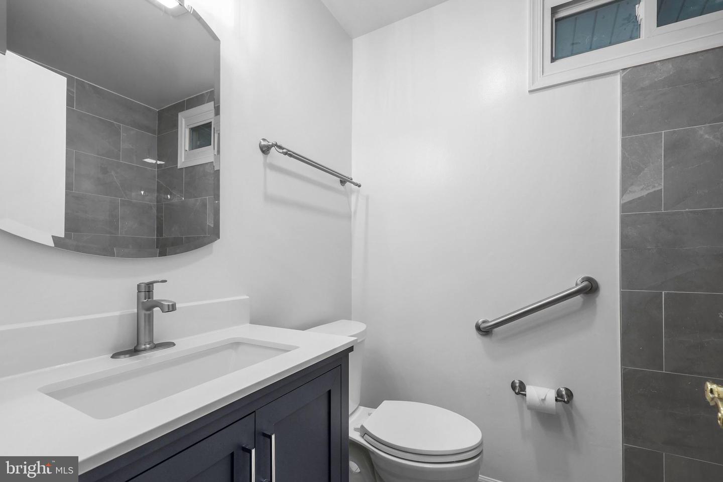 7007 GILLINGS RD, SPRINGFIELD, Virginia 22152, 5 Bedrooms Bedrooms, ,2 BathroomsBathrooms,Residential,For sale,7007 GILLINGS RD,VAFX2236326 MLS # VAFX2236326