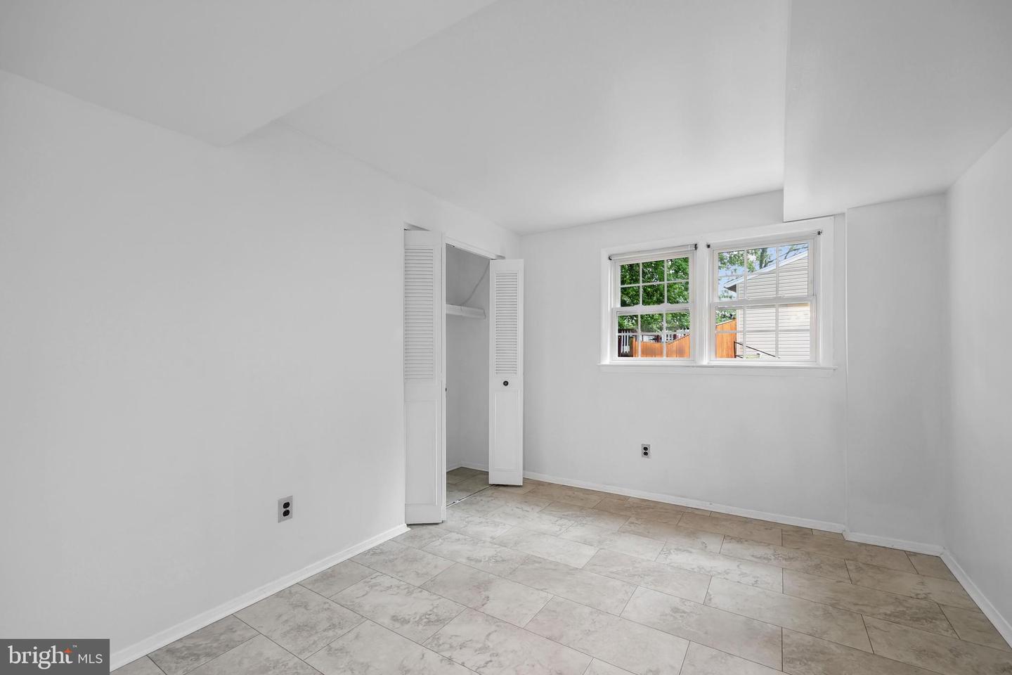 7007 GILLINGS RD, SPRINGFIELD, Virginia 22152, 5 Bedrooms Bedrooms, ,2 BathroomsBathrooms,Residential,For sale,7007 GILLINGS RD,VAFX2236326 MLS # VAFX2236326