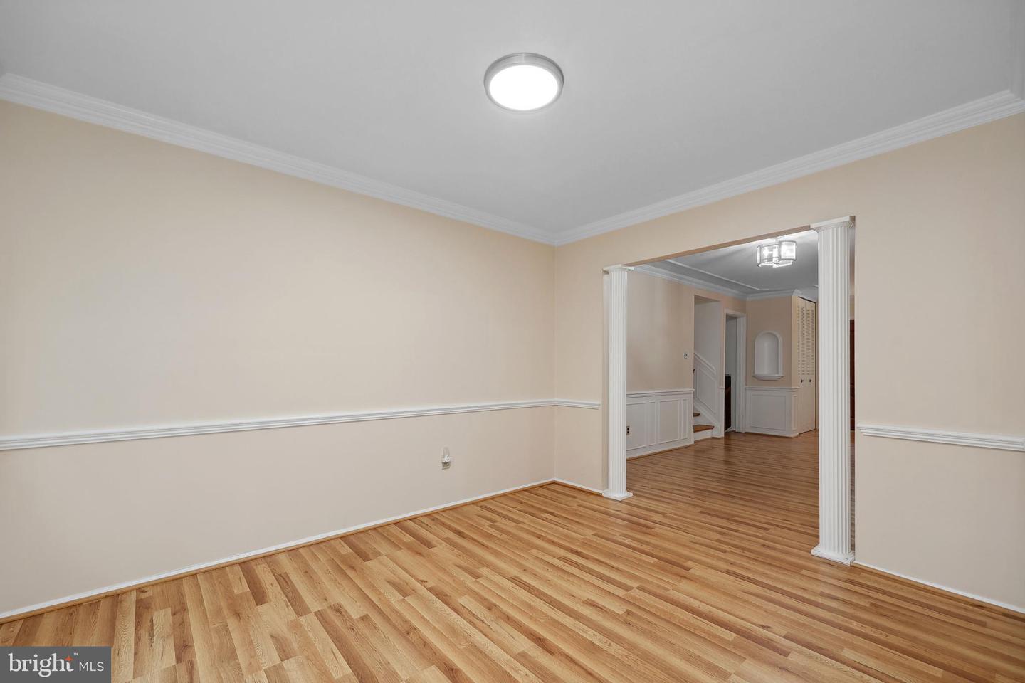 7007 GILLINGS RD, SPRINGFIELD, Virginia 22152, 5 Bedrooms Bedrooms, ,2 BathroomsBathrooms,Residential,For sale,7007 GILLINGS RD,VAFX2236326 MLS # VAFX2236326