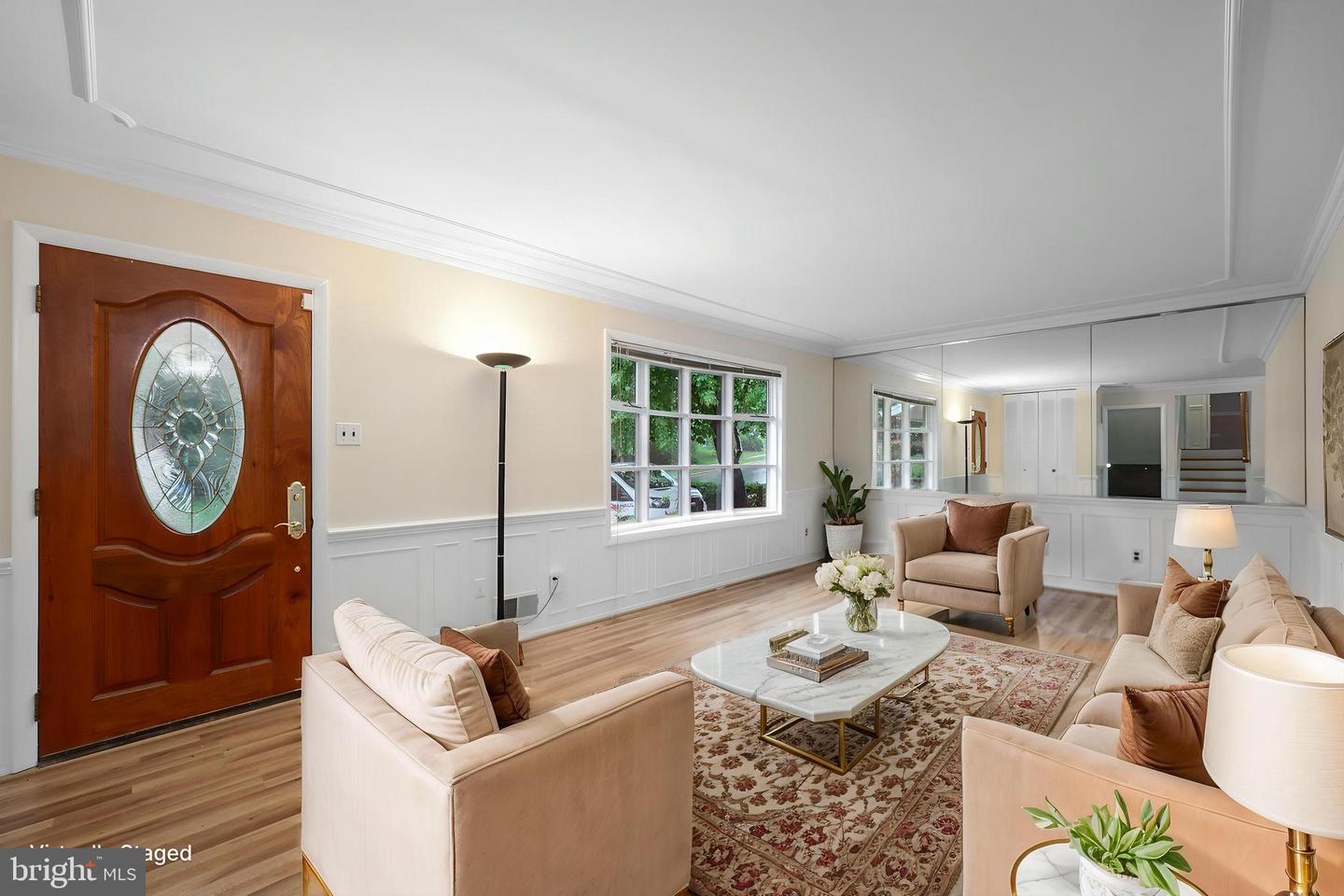 7007 GILLINGS RD, SPRINGFIELD, Virginia 22152, 5 Bedrooms Bedrooms, ,2 BathroomsBathrooms,Residential,For sale,7007 GILLINGS RD,VAFX2236326 MLS # VAFX2236326