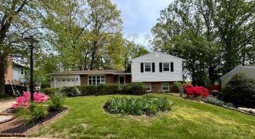 7007 GILLINGS RD, SPRINGFIELD, Virginia 22152, 5 Bedrooms Bedrooms, ,2 BathroomsBathrooms,Residential,For sale,7007 GILLINGS RD,VAFX2236326 MLS # VAFX2236326