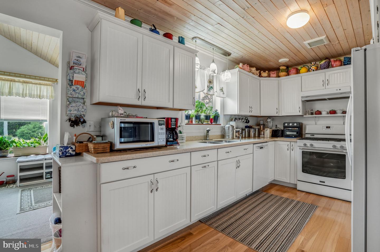 7466 BEEBE RD, CHINCOTEAGUE ISLAND, Virginia 23336, 3 Bedrooms Bedrooms, ,2 BathroomsBathrooms,Residential,For sale,7466 BEEBE RD,VAAC2001868 MLS # VAAC2001868