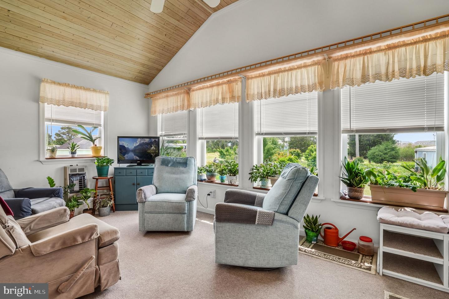 7466 BEEBE RD, CHINCOTEAGUE ISLAND, Virginia 23336, 3 Bedrooms Bedrooms, ,2 BathroomsBathrooms,Residential,For sale,7466 BEEBE RD,VAAC2001868 MLS # VAAC2001868