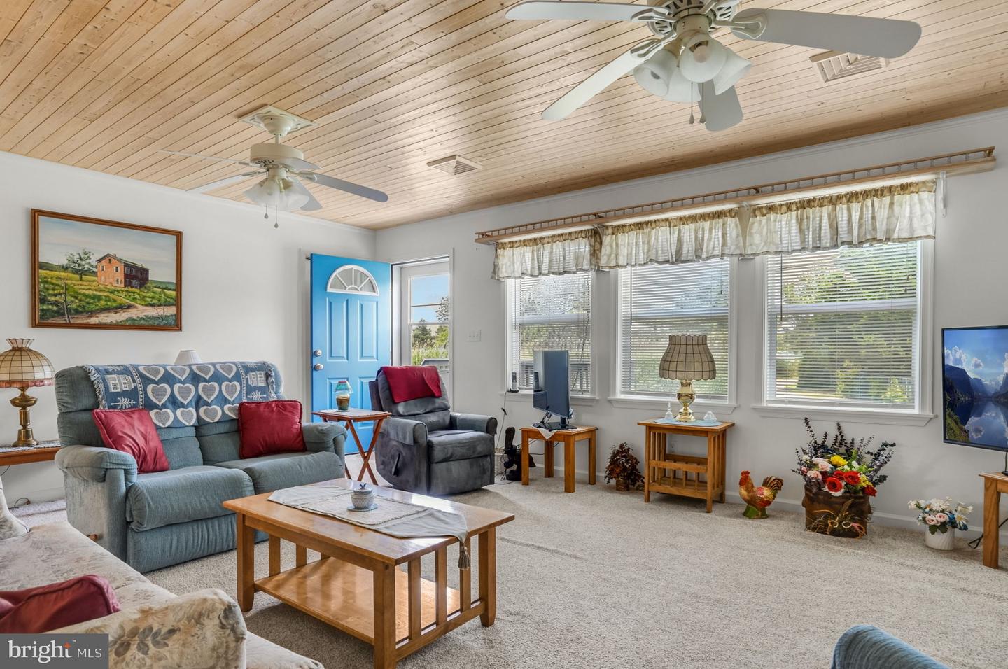 7466 BEEBE RD, CHINCOTEAGUE ISLAND, Virginia 23336, 3 Bedrooms Bedrooms, ,2 BathroomsBathrooms,Residential,For sale,7466 BEEBE RD,VAAC2001868 MLS # VAAC2001868