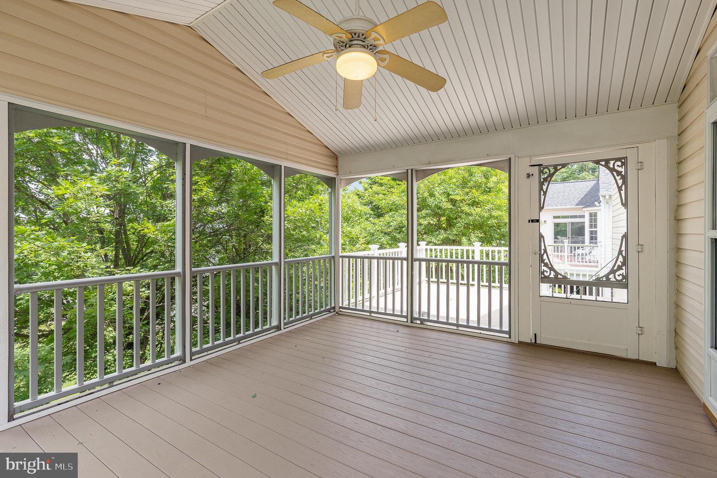 3839 MULBERRY POINT CT, DUMFRIES, Virginia 22025, 4 Bedrooms Bedrooms, 7 Rooms Rooms,3 BathroomsBathrooms,Residential,For sale,3839 MULBERRY POINT CT,VAPW2095490 MLS # VAPW2095490