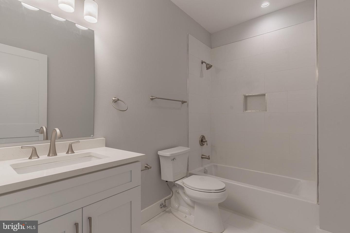 7215 ORIOLE AVE, SPRINGFIELD, Virginia 22150, 6 Bedrooms Bedrooms, ,5 BathroomsBathrooms,Residential,For sale,7215 ORIOLE AVE,VAFX2244846 MLS # VAFX2244846