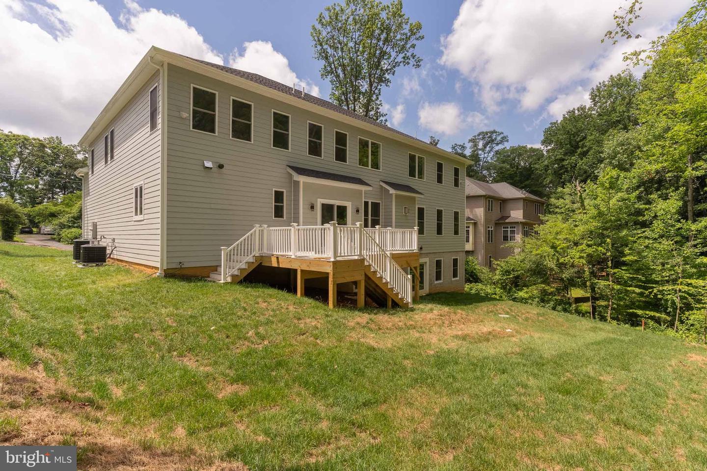 7215 ORIOLE AVE, SPRINGFIELD, Virginia 22150, 6 Bedrooms Bedrooms, ,5 BathroomsBathrooms,Residential,For sale,7215 ORIOLE AVE,VAFX2244846 MLS # VAFX2244846
