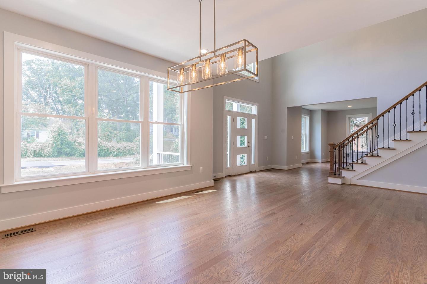 7215 ORIOLE AVE, SPRINGFIELD, Virginia 22150, 6 Bedrooms Bedrooms, ,5 BathroomsBathrooms,Residential,For sale,7215 ORIOLE AVE,VAFX2244846 MLS # VAFX2244846