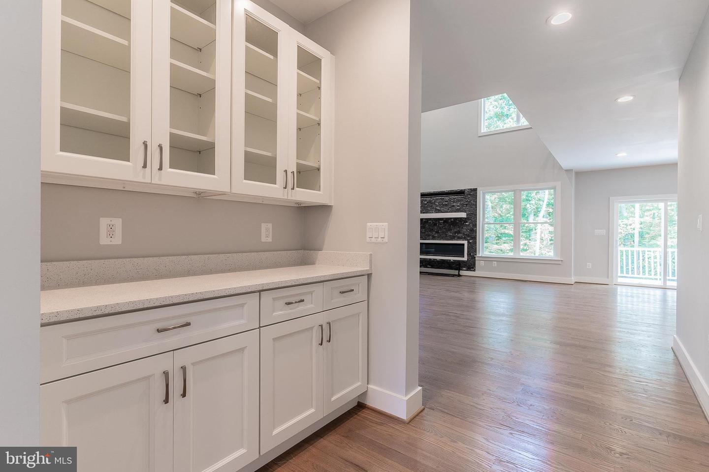 7215 ORIOLE AVE, SPRINGFIELD, Virginia 22150, 6 Bedrooms Bedrooms, ,5 BathroomsBathrooms,Residential,For sale,7215 ORIOLE AVE,VAFX2244846 MLS # VAFX2244846