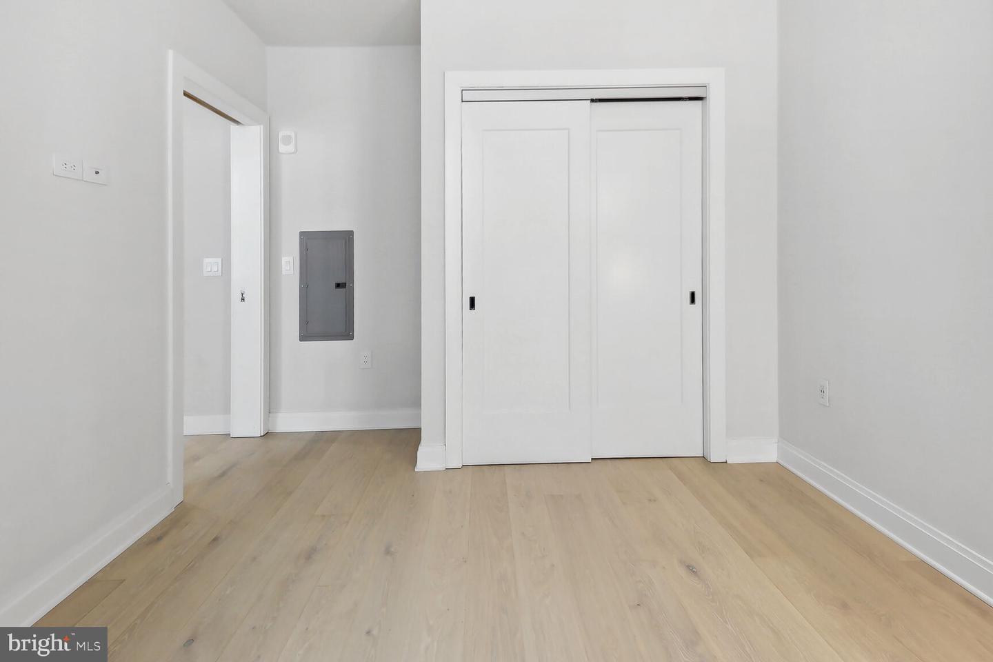 1427 RHODE ISLAND AVE NW #202, WASHINGTON, District Of Columbia 20005, 1 Bedroom Bedrooms, ,1 BathroomBathrooms,Residential,For sale,1427 RHODE ISLAND AVE NW #202,DCDC2203682 MLS # DCDC2203682