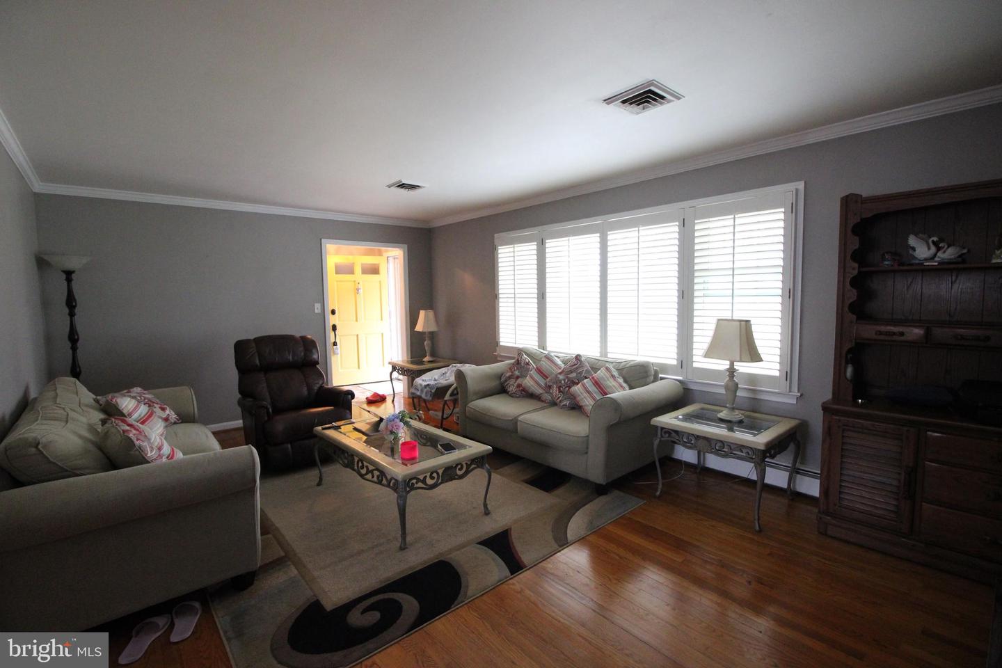 4401 JACKSON PL, ALEXANDRIA, Virginia 22309, 4 Bedrooms Bedrooms, ,3 BathroomsBathrooms,Residential,For sale,4401 JACKSON PL,VAFX2244856 MLS # VAFX2244856