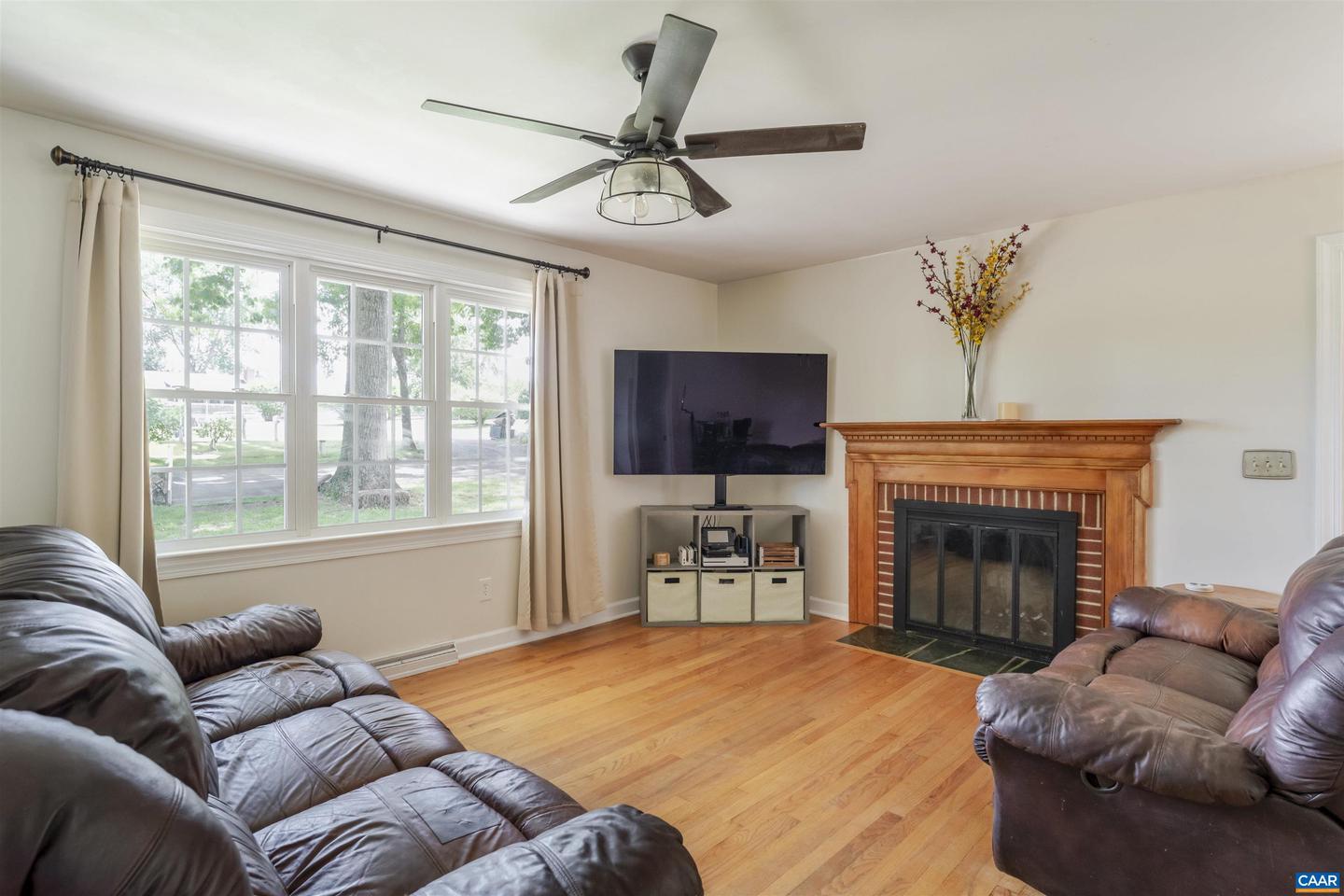 646 MILLER SCHOOL RD, CROZET, Virginia 22903, 4 Bedrooms Bedrooms, ,2 BathroomsBathrooms,Residential,For sale,646 MILLER SCHOOL RD,665113 MLS # 665113