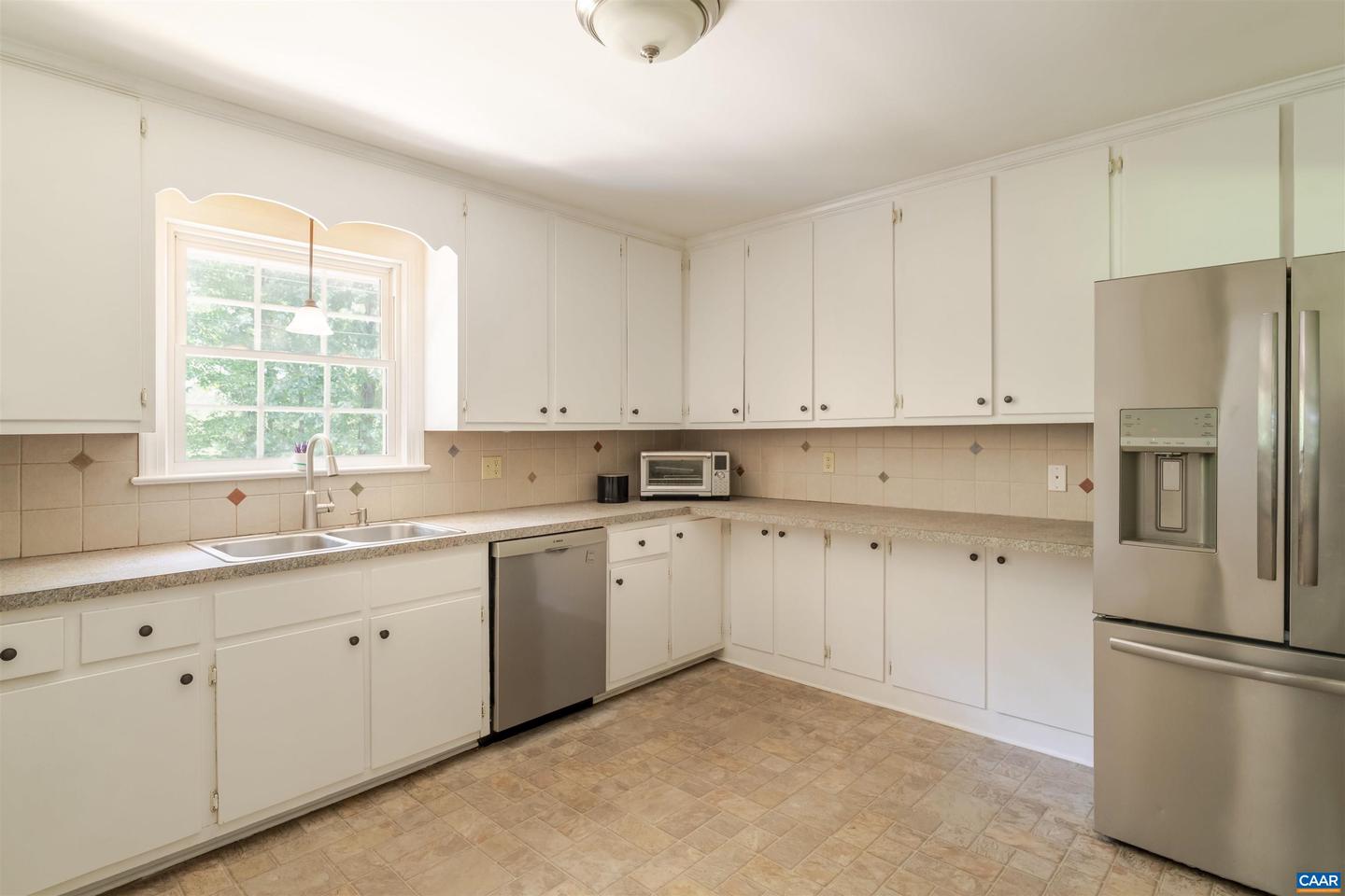 646 MILLER SCHOOL RD, CROZET, Virginia 22903, 4 Bedrooms Bedrooms, ,2 BathroomsBathrooms,Residential,For sale,646 MILLER SCHOOL RD,665113 MLS # 665113