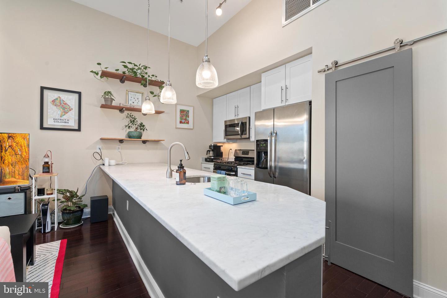 1345 PENNSYLVANIA AVE SE #6, WASHINGTON, District Of Columbia 20003, 2 Bedrooms Bedrooms, ,2 BathroomsBathrooms,Residential,For sale,1345 PENNSYLVANIA AVE SE #6,DCDC2203540 MLS # DCDC2203540