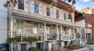 1345 PENNSYLVANIA AVE SE #6, WASHINGTON, District Of Columbia 20003, 2 Bedrooms Bedrooms, ,2 BathroomsBathrooms,Residential,For sale,1345 PENNSYLVANIA AVE SE #6,DCDC2203540 MLS # DCDC2203540