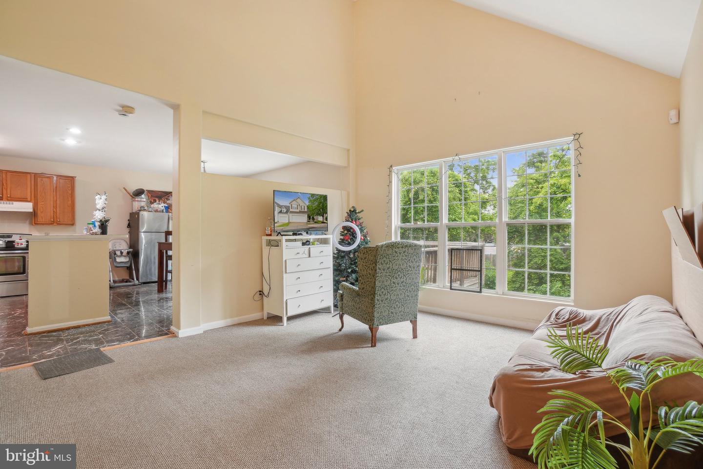 6002 HONNICUT DR, CENTREVILLE, Virginia 20121, 4 Bedrooms Bedrooms, ,3 BathroomsBathrooms,Residential,For sale,6002 HONNICUT DR,VAFX2244702 MLS # VAFX2244702