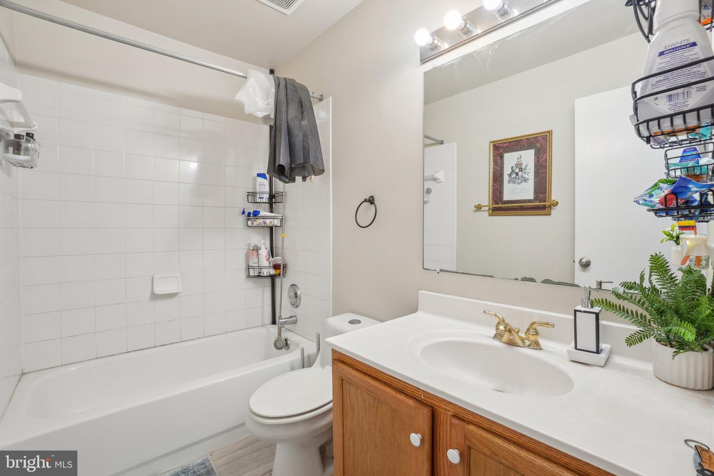 6002 HONNICUT DR, CENTREVILLE, Virginia 20121, 4 Bedrooms Bedrooms, ,3 BathroomsBathrooms,Residential,For sale,6002 HONNICUT DR,VAFX2244702 MLS # VAFX2244702