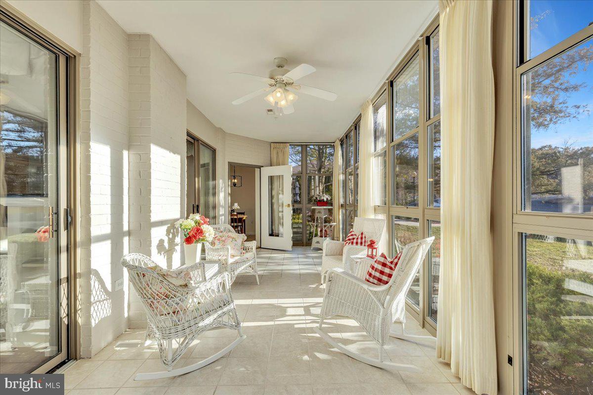 19400 LANSDOWNE WOODS BLVD #110, LEESBURG, Virginia 20176, 2 Bedrooms Bedrooms, ,2 BathroomsBathrooms,Residential,For sale,19400 LANSDOWNE WOODS BLVD #110,VALO2098550 MLS # VALO2098550