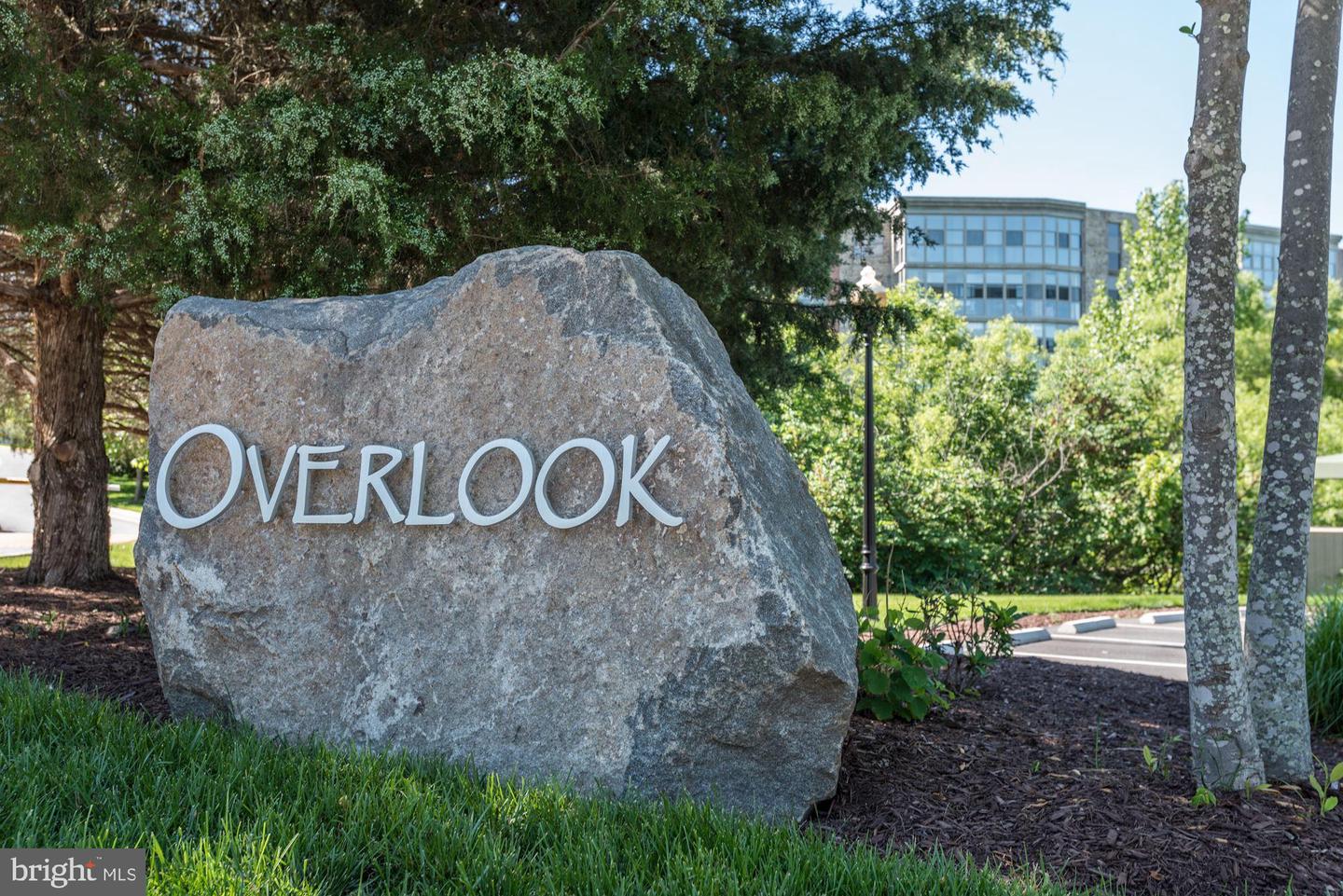 19400 LANSDOWNE WOODS BLVD #110, LEESBURG, Virginia 20176, 2 Bedrooms Bedrooms, ,2 BathroomsBathrooms,Residential,For sale,19400 LANSDOWNE WOODS BLVD #110,VALO2098550 MLS # VALO2098550
