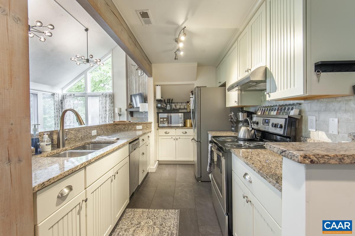 2148 FAIRWAY WOODS, WINTERGREEN RESORT, Virginia 22967, 3 Bedrooms Bedrooms, ,2 BathroomsBathrooms,Residential,For sale,2148 FAIRWAY WOODS,665270 MLS # 665270