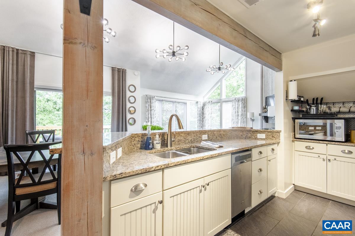 2148 FAIRWAY WOODS, WINTERGREEN RESORT, Virginia 22967, 3 Bedrooms Bedrooms, ,2 BathroomsBathrooms,Residential,For sale,2148 FAIRWAY WOODS,665270 MLS # 665270