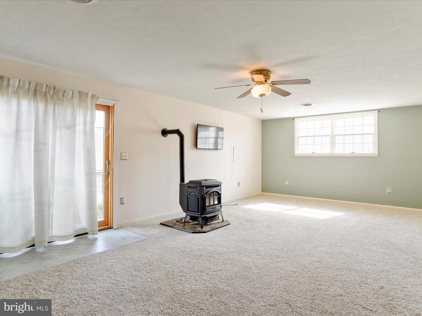 1204 S FORK DR, FRONT ROYAL, Virginia 22630, 4 Bedrooms Bedrooms, ,2 BathroomsBathrooms,Residential,For sale,1204 S FORK DR,VAWR2011354 MLS # VAWR2011354