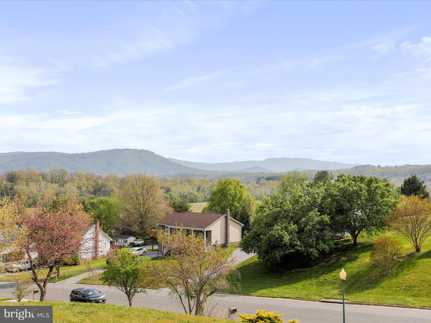 1204 S FORK DR, FRONT ROYAL, Virginia 22630, 4 Bedrooms Bedrooms, ,2 BathroomsBathrooms,Residential,For sale,1204 S FORK DR,VAWR2011354 MLS # VAWR2011354