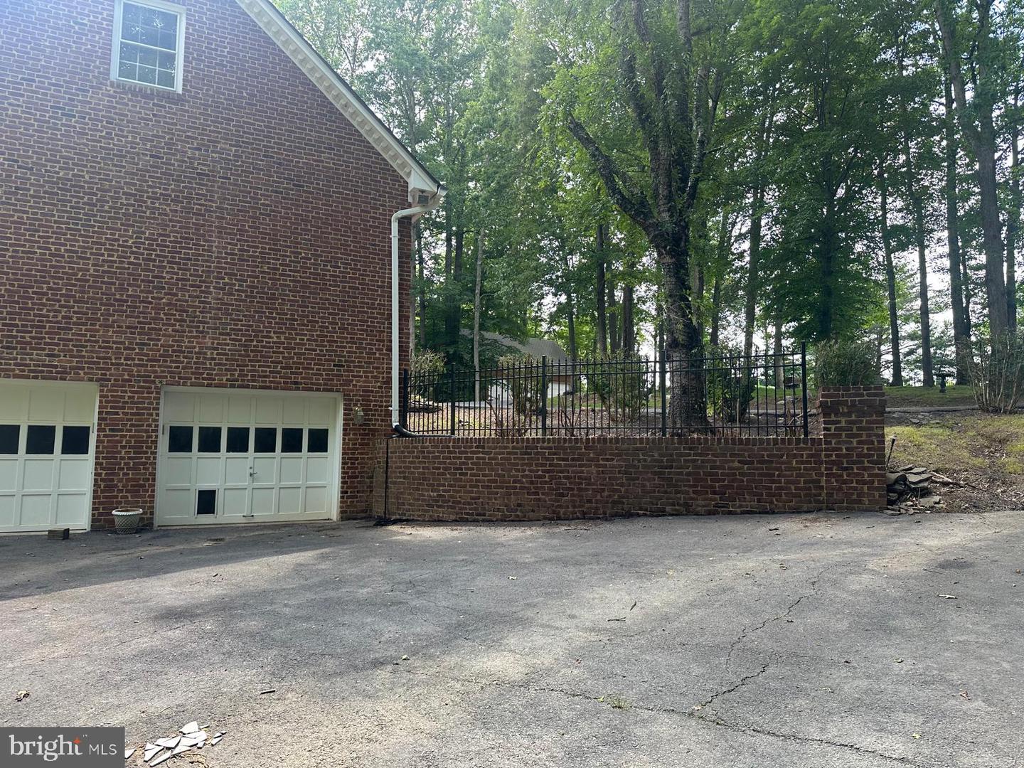 7615 KINCHELOE RD, CLIFTON, Virginia 20124, 6 Bedrooms Bedrooms, ,5 BathroomsBathrooms,Residential,For sale,7615 KINCHELOE RD,VAFX2244692 MLS # VAFX2244692