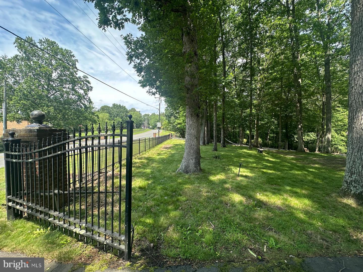 7615 KINCHELOE RD, CLIFTON, Virginia 20124, 6 Bedrooms Bedrooms, ,5 BathroomsBathrooms,Residential,For sale,7615 KINCHELOE RD,VAFX2244692 MLS # VAFX2244692