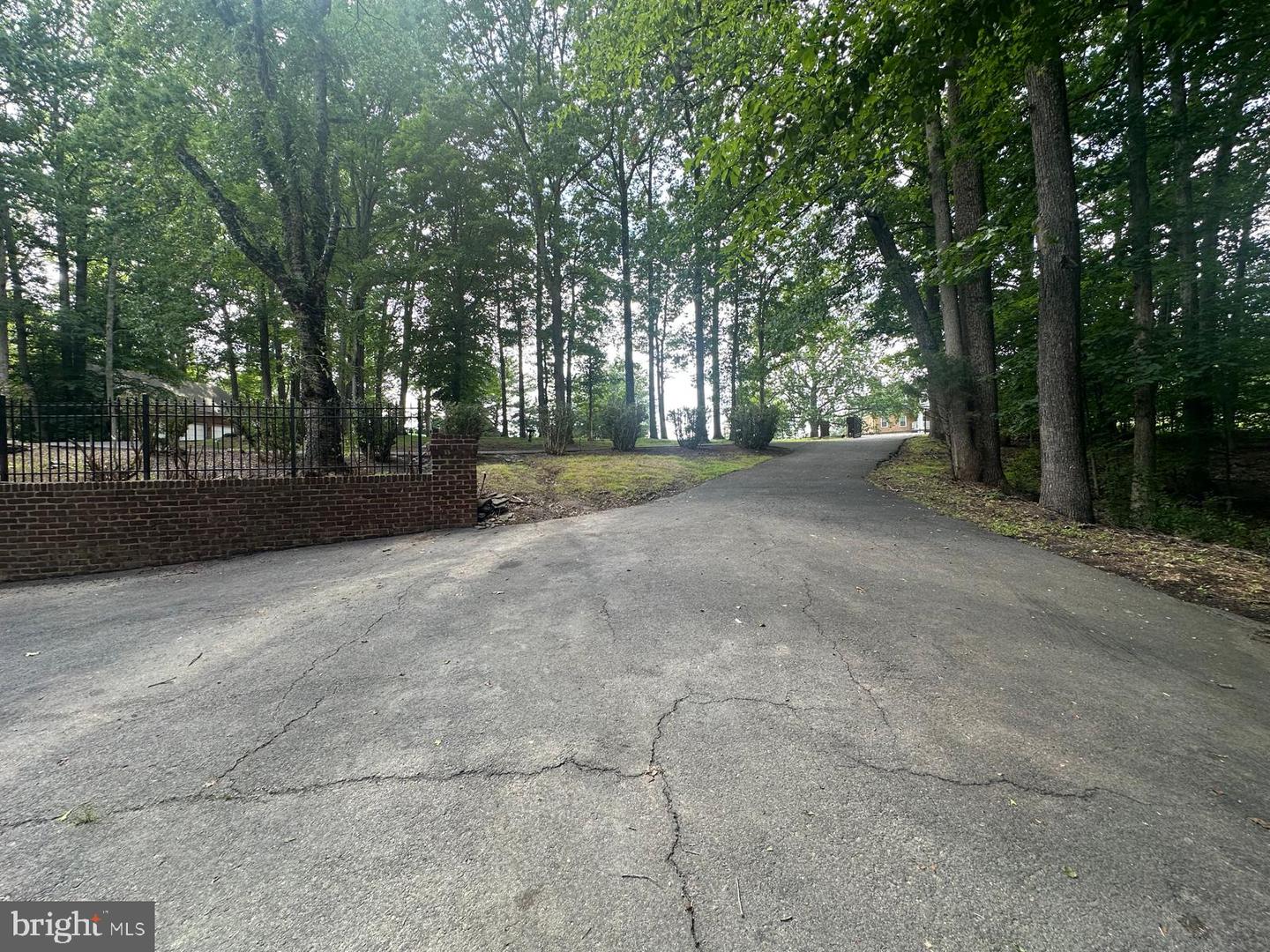 7615 KINCHELOE RD, CLIFTON, Virginia 20124, 6 Bedrooms Bedrooms, ,5 BathroomsBathrooms,Residential,For sale,7615 KINCHELOE RD,VAFX2244692 MLS # VAFX2244692