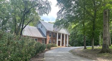 7615 KINCHELOE RD, CLIFTON, Virginia 20124, 6 Bedrooms Bedrooms, ,5 BathroomsBathrooms,Residential,For sale,7615 KINCHELOE RD,VAFX2244692 MLS # VAFX2244692
