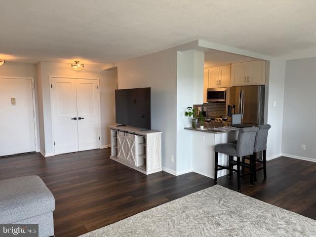 309 YOAKUM PKWY #1809, ALEXANDRIA, Virginia 22304, 2 Bedrooms Bedrooms, 4 Rooms Rooms,2 BathroomsBathrooms,Residential,For sale,309 YOAKUM PKWY #1809,VAAX2046030 MLS # VAAX2046030