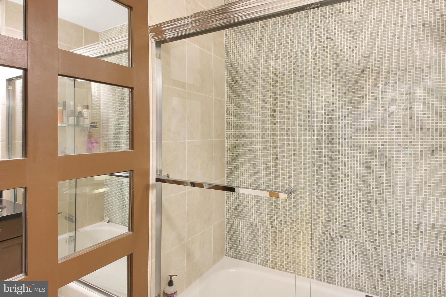 1615 Q ST NW #808, WASHINGTON, District Of Columbia 20009, 2 Bedrooms Bedrooms, ,1 BathroomBathrooms,Residential,For sale,1615 Q ST NW #808,DCDC2203726 MLS # DCDC2203726