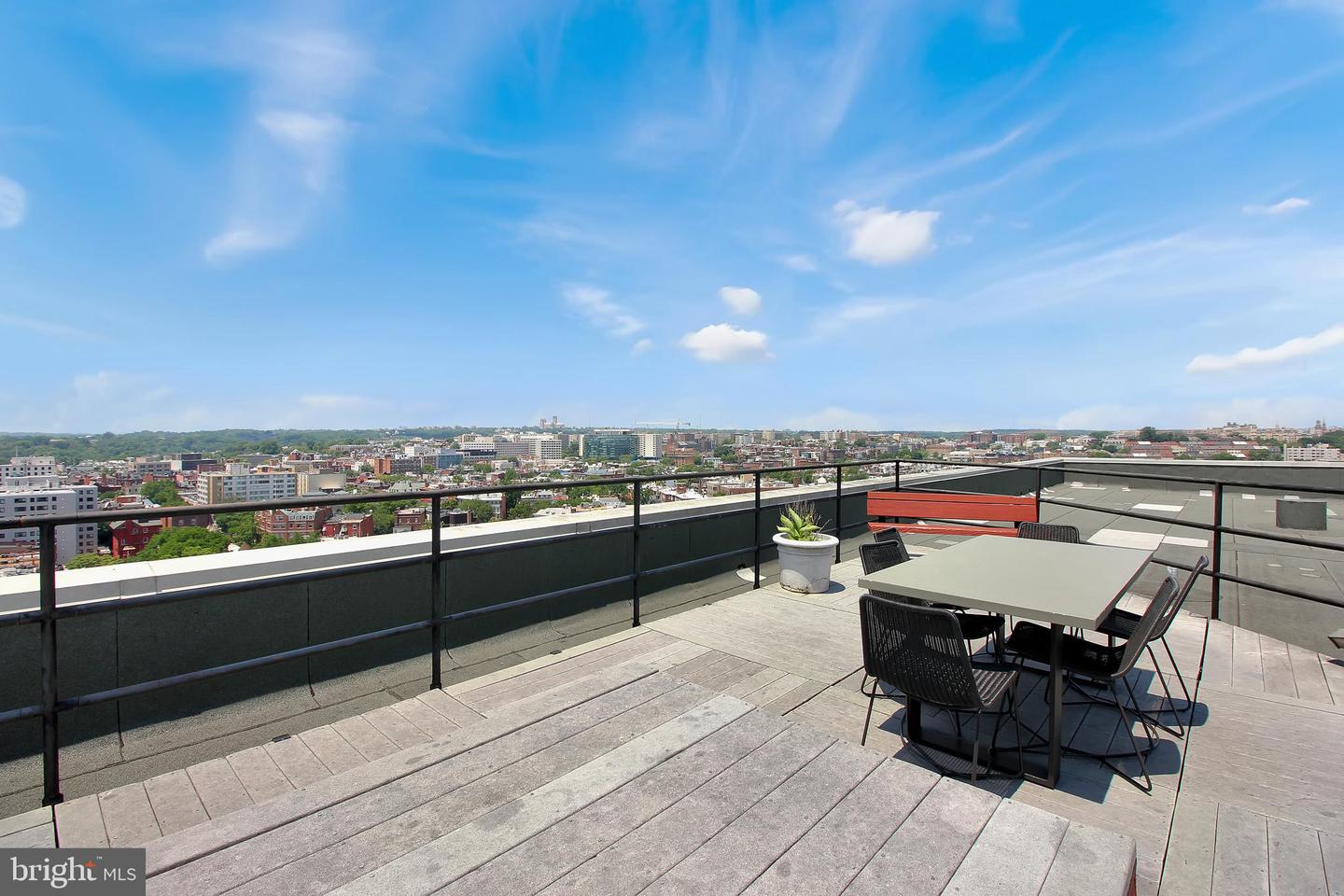 1615 Q ST NW #808, WASHINGTON, District Of Columbia 20009, 2 Bedrooms Bedrooms, ,1 BathroomBathrooms,Residential,For sale,1615 Q ST NW #808,DCDC2203726 MLS # DCDC2203726