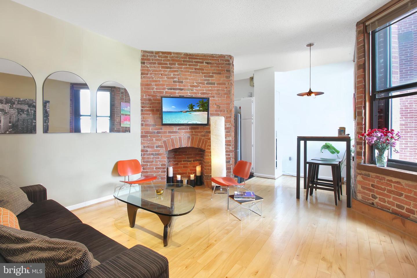 1615 Q ST NW #808, WASHINGTON, District Of Columbia 20009, 2 Bedrooms Bedrooms, ,1 BathroomBathrooms,Residential,For sale,1615 Q ST NW #808,DCDC2203726 MLS # DCDC2203726