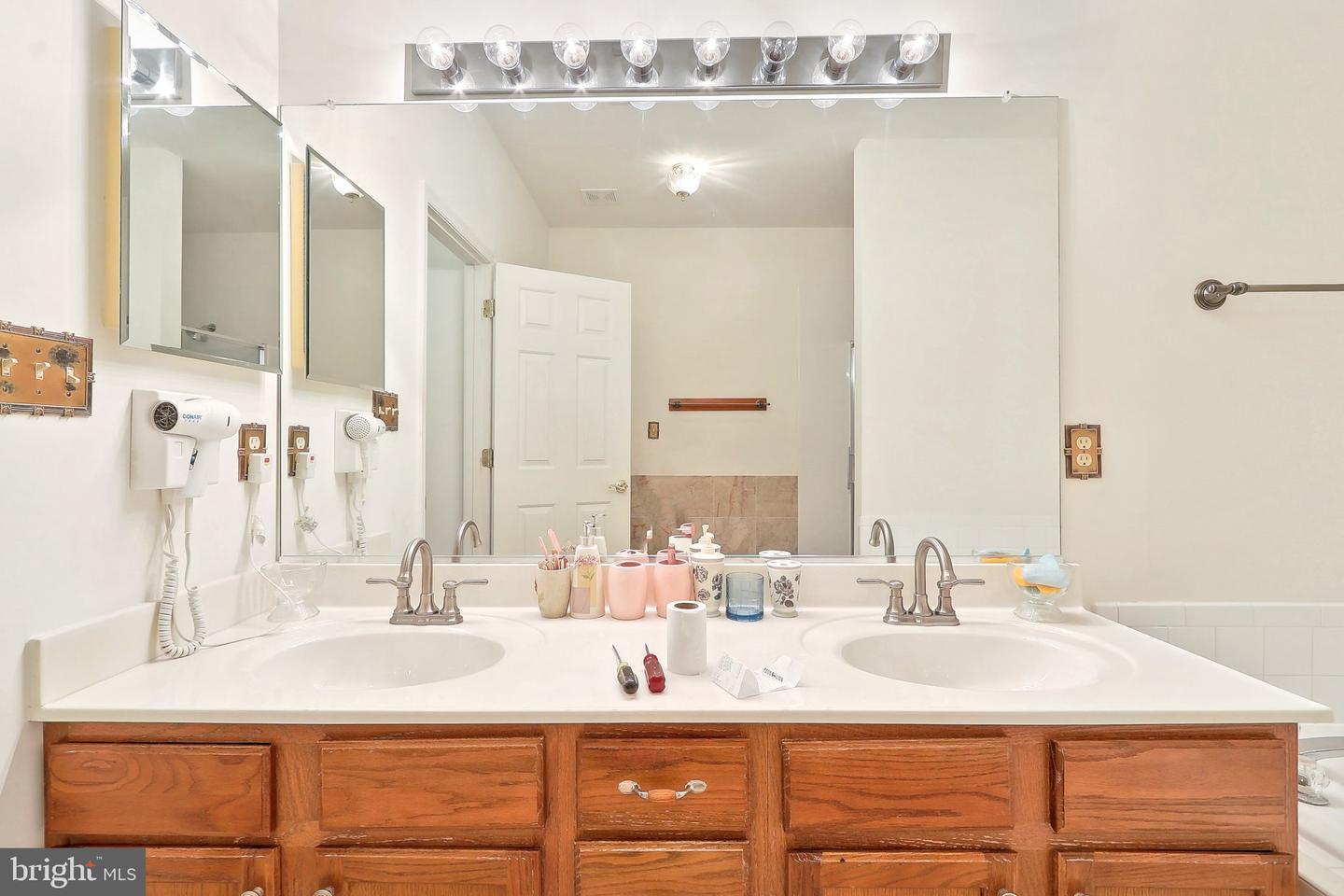 11004 JAGUAR CT, FREDERICKSBURG, Virginia 22407, 2 Bedrooms Bedrooms, ,2 BathroomsBathrooms,Residential,For sale,11004 JAGUAR CT,VASP2031330 MLS # VASP2031330